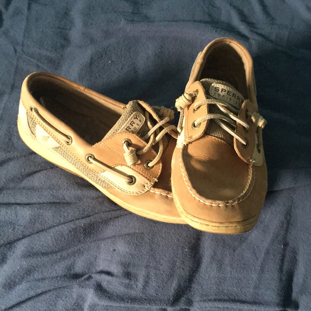 Women’s sperrys boat shoes